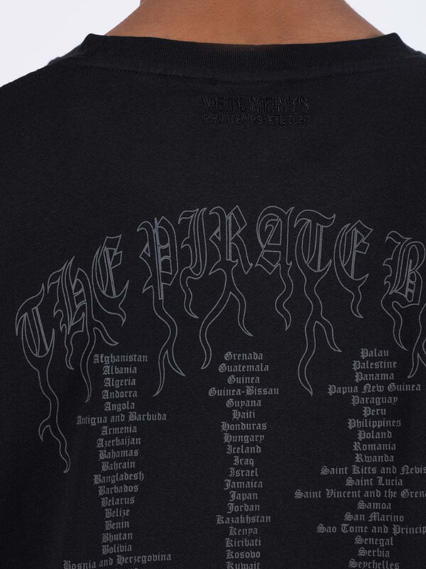 ヴェトモンスーパーコピー(ヴェトモン)The Pirate Bay T-Shirt201116B14809104