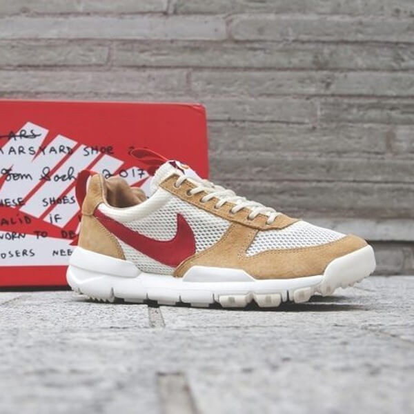 完売前に!トムサックスコラボ!トムサックス x ナイキ スーパーコピー Mars Yard 2.0 AA2261-100